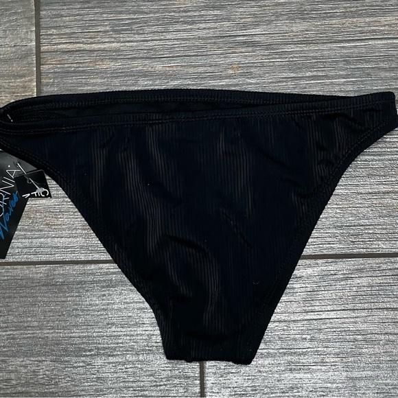 NWT California Waves Bikini Set Junior's Small OR Medium Black Ribbed Strappy - Picture 11 of 16
